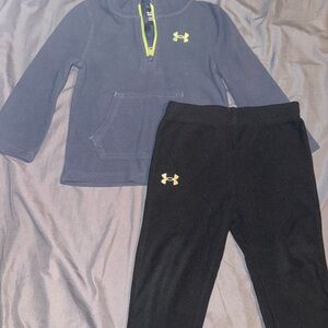 Under Armour Kids Gray & Black Fleece Set with Green Logo